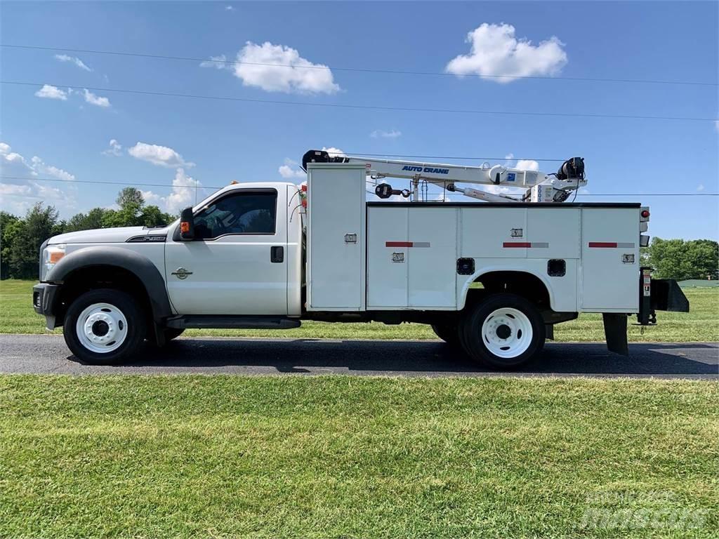 Ford F-450 مركبات الأغراض العامة
