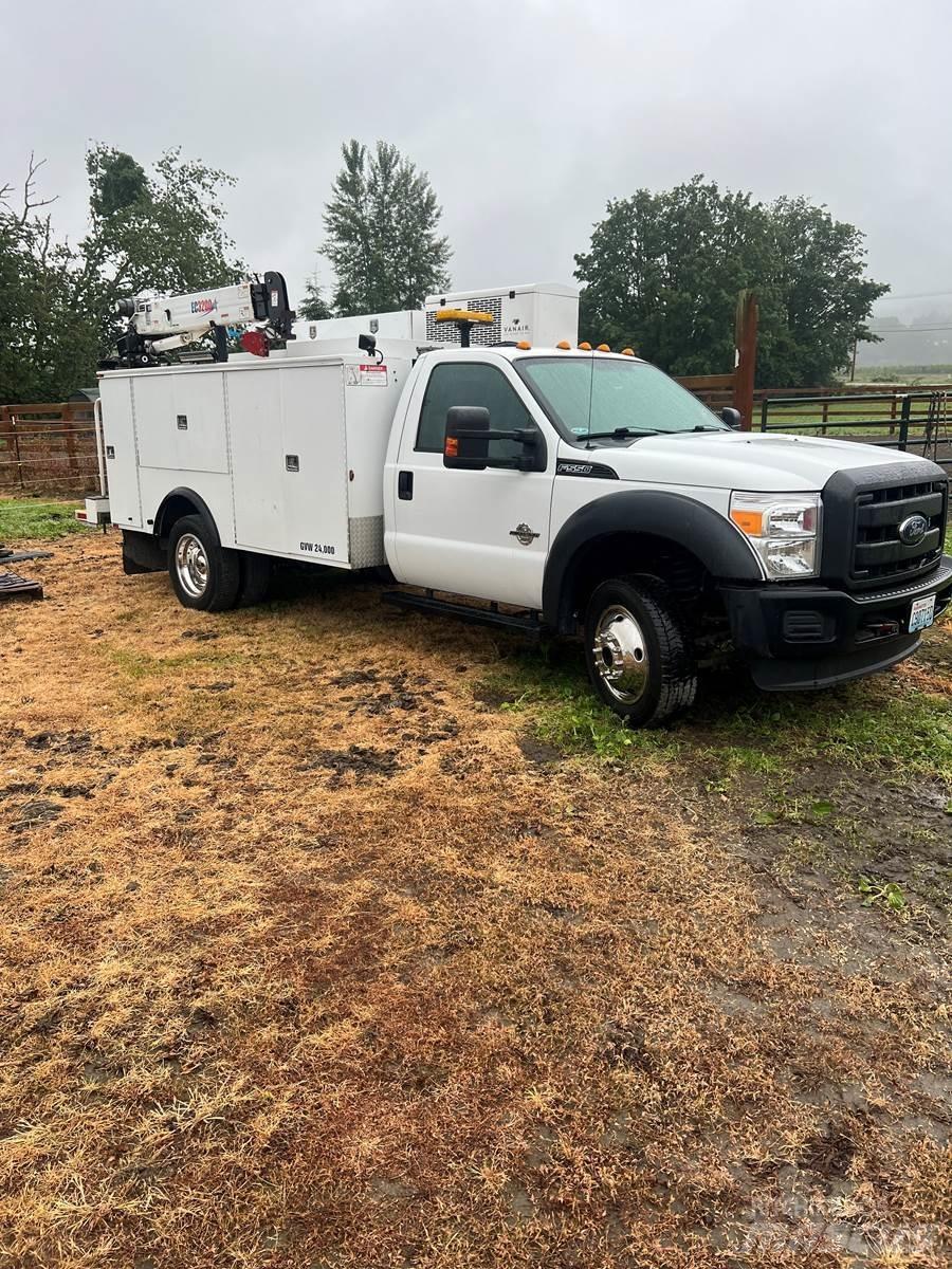 Ford F - 550 مركبات الأغراض العامة