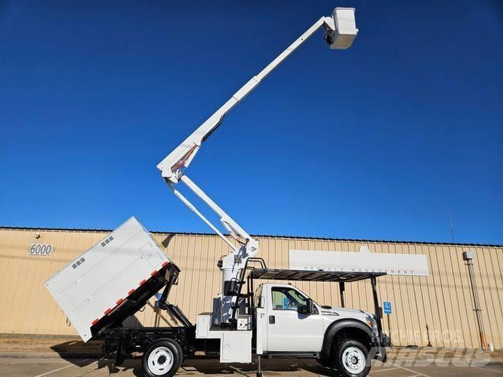 Ford F-550 المنصات الهوائية المثبتة على شاحنة