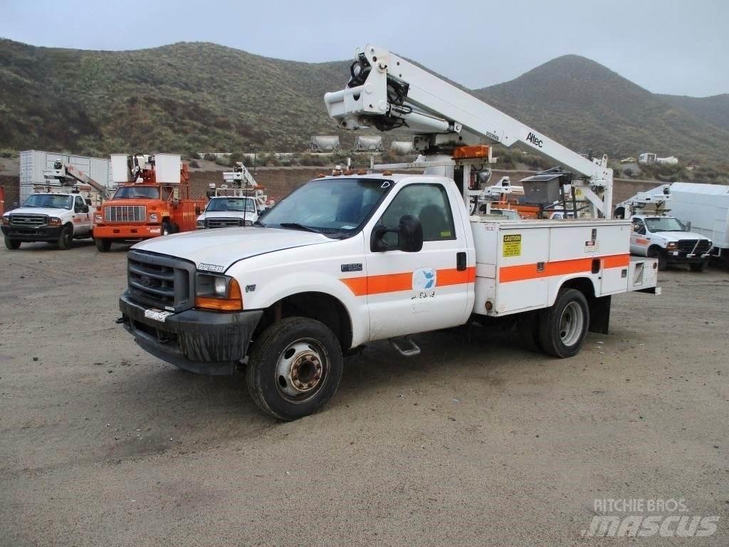 Ford F-550 المنصات الهوائية المثبتة على شاحنة