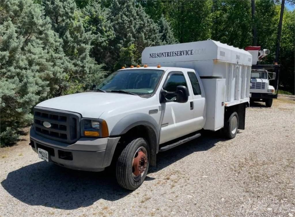 Ford F-550 شاحنات نقل ألواح الخشب