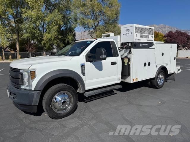 Ford F-550 مركبات الأغراض العامة