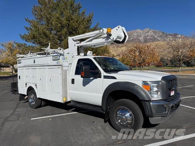 Ford F-550 المنصات الهوائية المثبتة على شاحنة