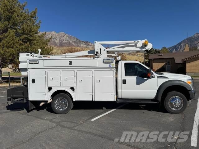 Ford F-550 المنصات الهوائية المثبتة على شاحنة