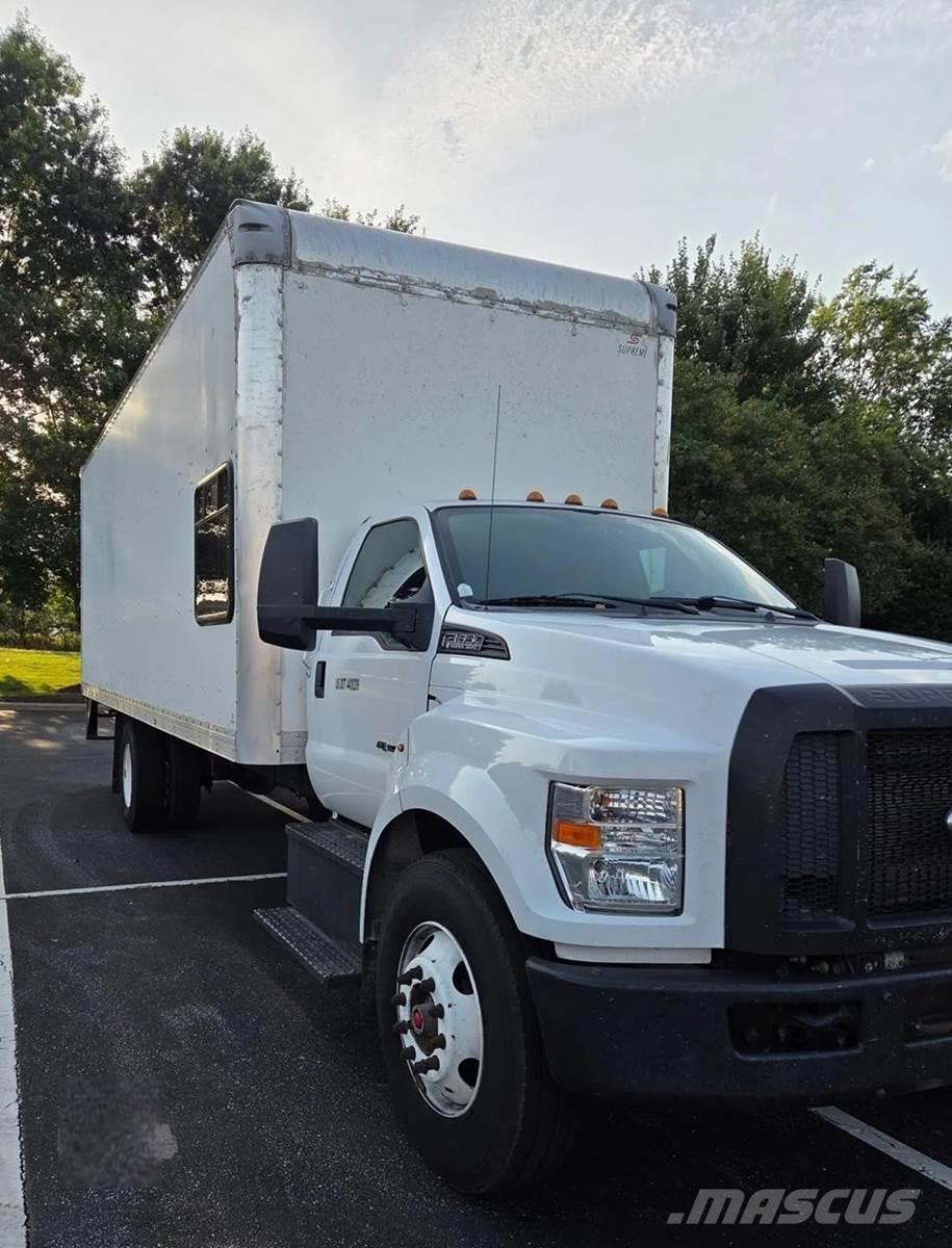 Ford F-650 شاحنات ذات هيكل صندوقي