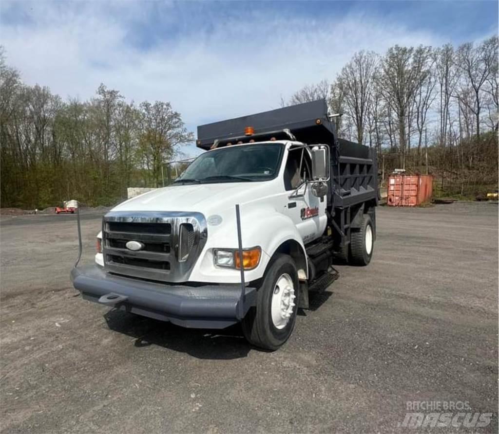 Ford F-750 شاحنات قلابة