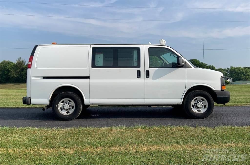 Ford F-750 هيكل صندوقي