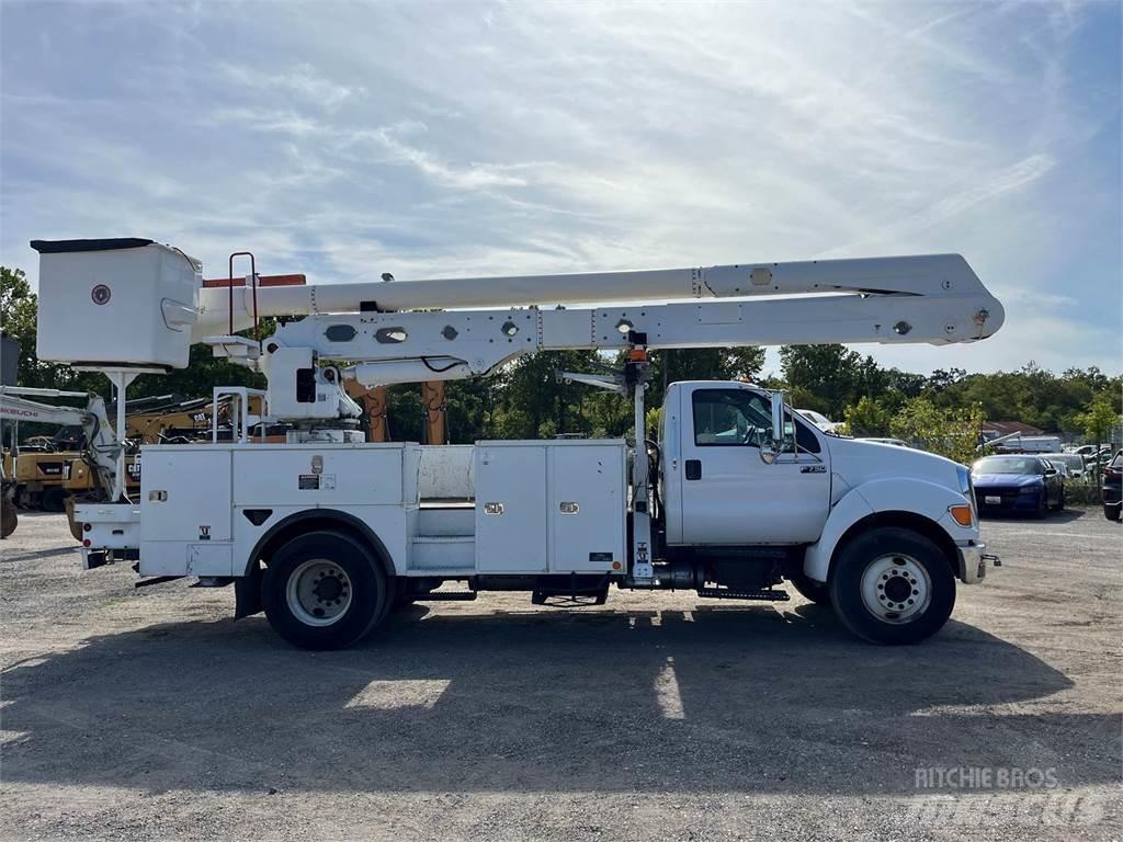 Ford F-750 المنصات الهوائية المثبتة على شاحنة