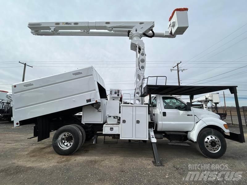 Ford F-750 المنصات الهوائية المثبتة على شاحنة