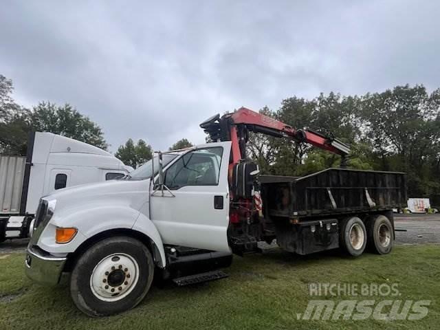 Ford F-750 شاحنات أخرى