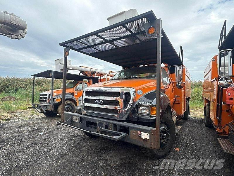 Ford F-750 المنصات الهوائية المثبتة على شاحنة