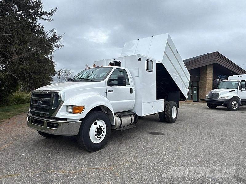 Ford F-750 شاحنات نقل ألواح الخشب
