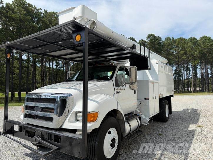 Ford F-750 المنصات الهوائية المثبتة على شاحنة