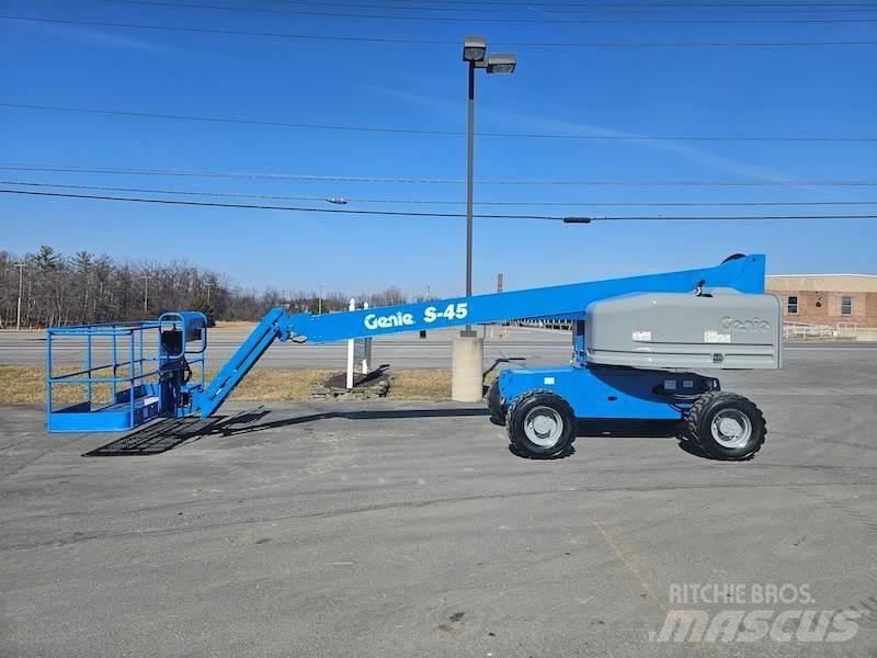 Genie S-45 رافعات سلة تلسكوبية