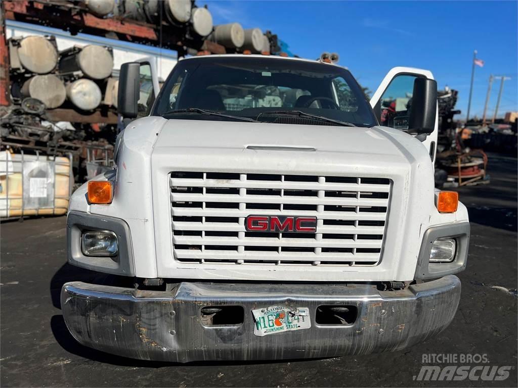 GMC C7500 مكونات أخرى