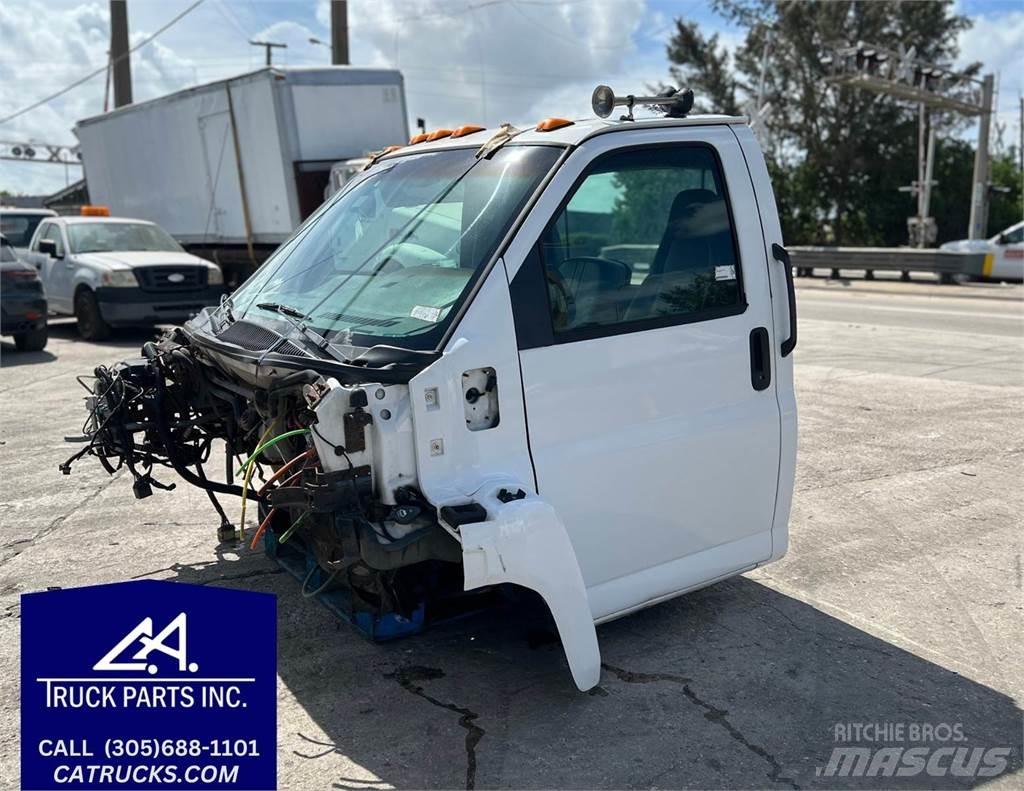 GMC C7500 مكونات أخرى