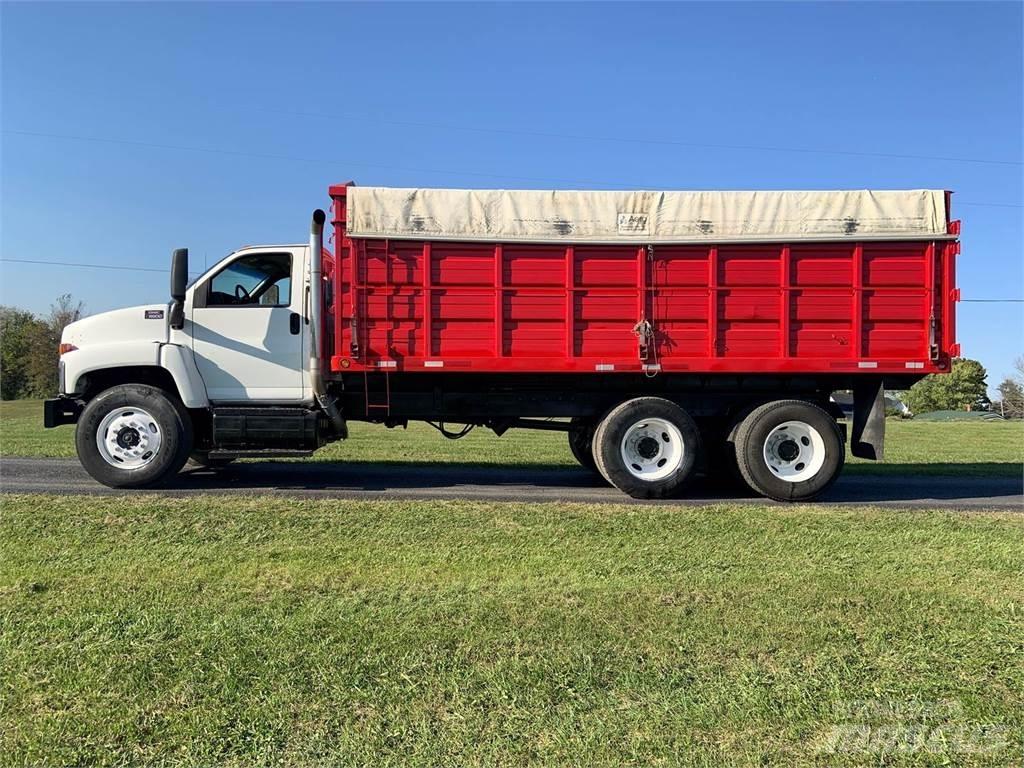 GMC C8500 شاحنات المزارع / الحبوب