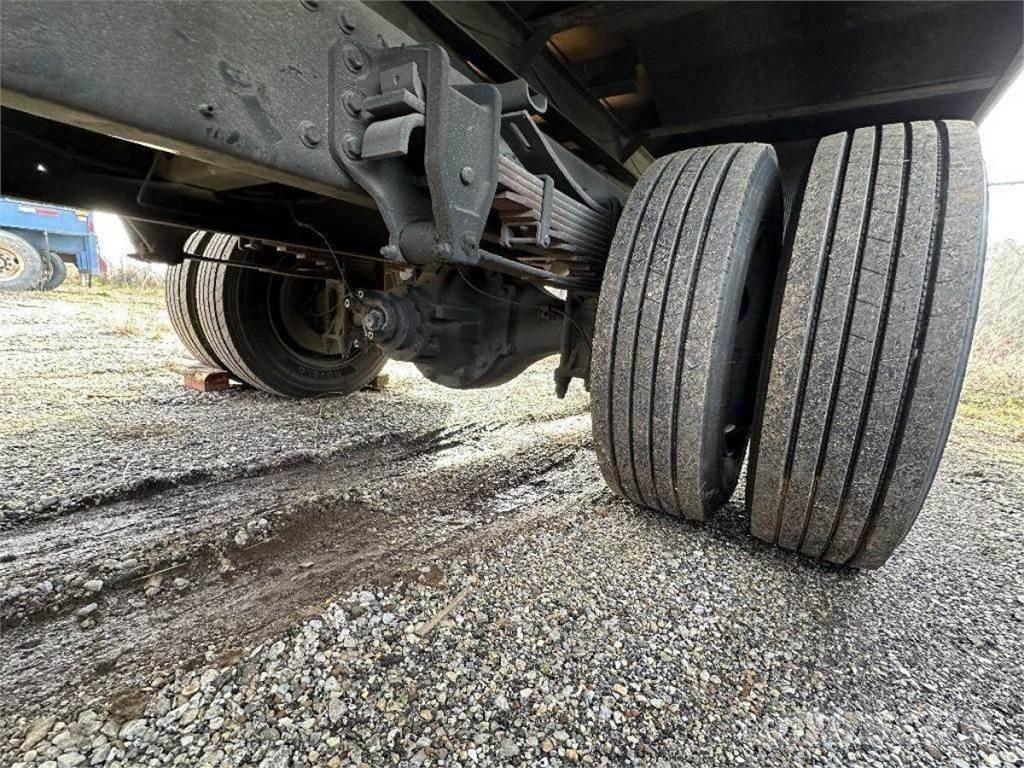 Hino 238 مكونات أخرى