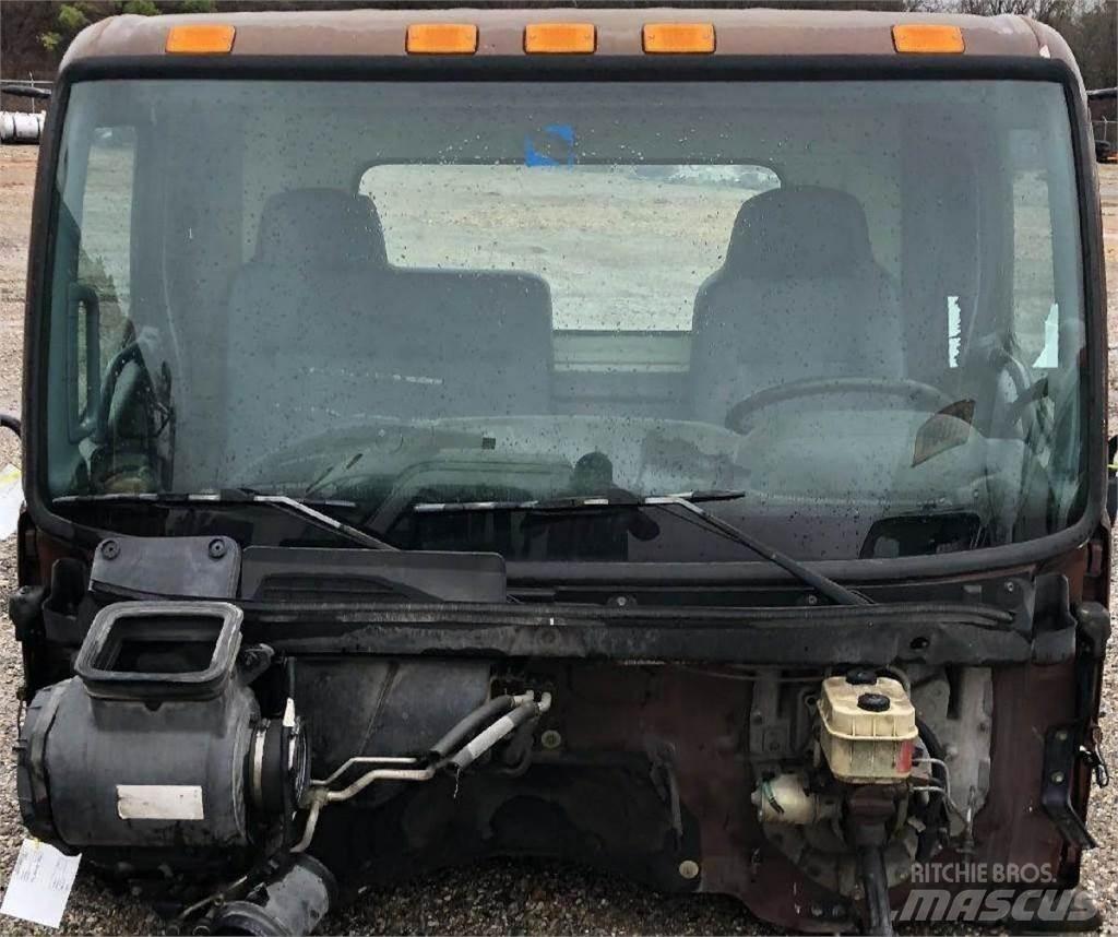 Hino 238 مكونات أخرى