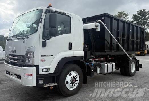 Isuzu FTR شاحنات الرافعات الخطافية