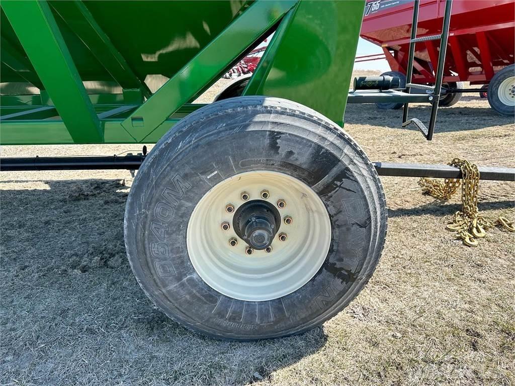 J&M 755SD مقطورة حبوب