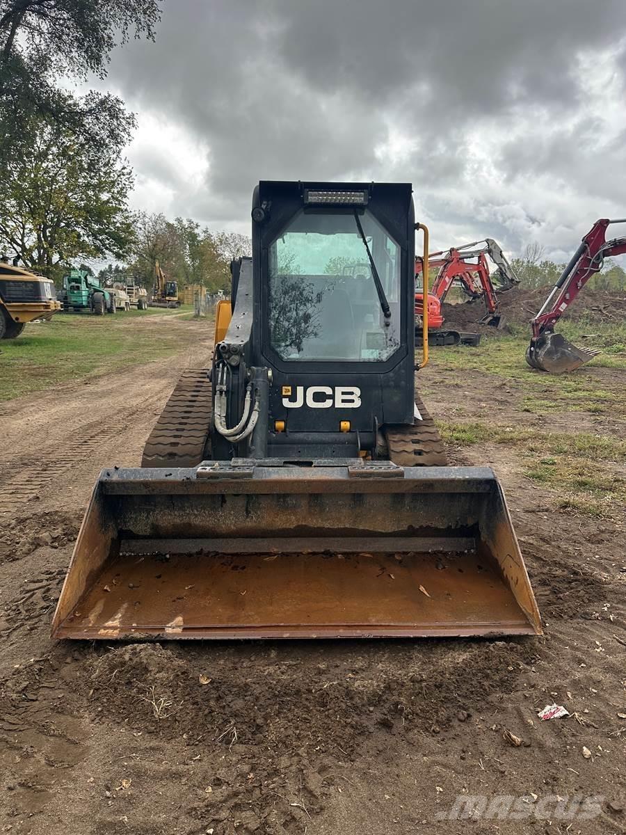 JCB 215T لوادر انزلاقية التوجيه