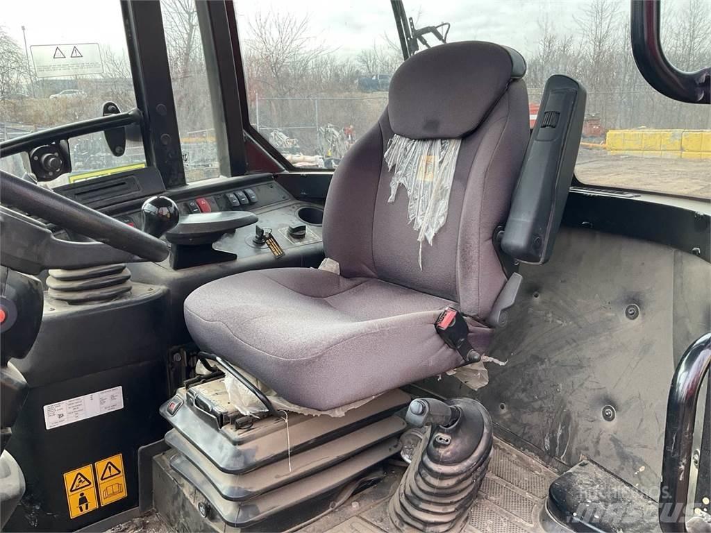 JCB 409 لوادر بعجل