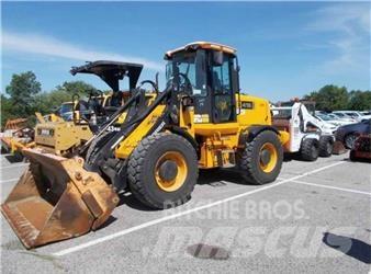 JCB 416 HT لوادر بعجل