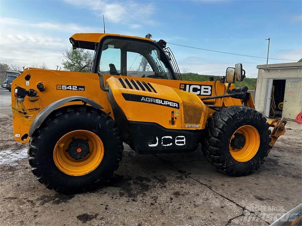 JCB 542-70 مناولات متداخلة