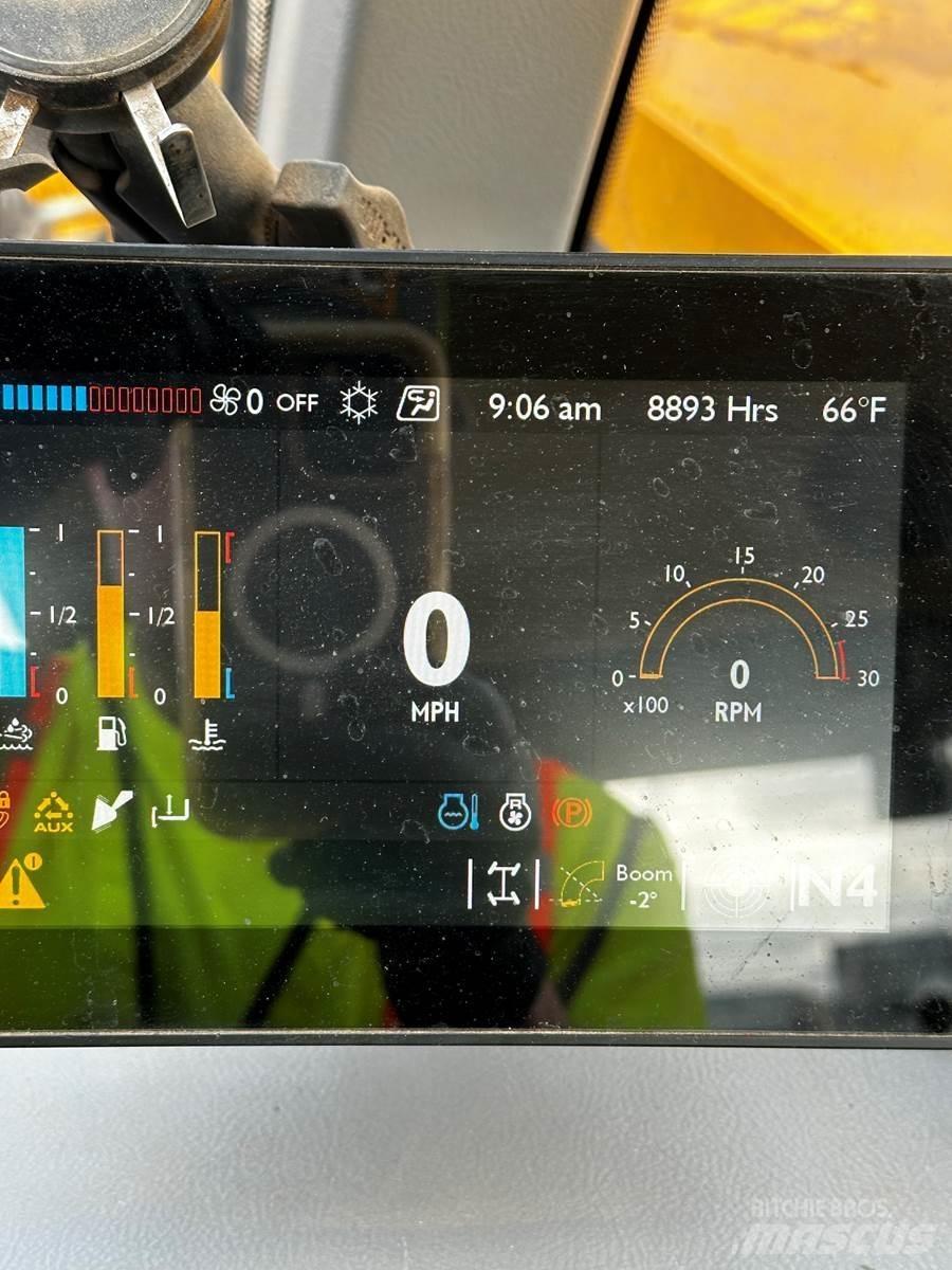 JCB 542-70 مناولات متداخلة