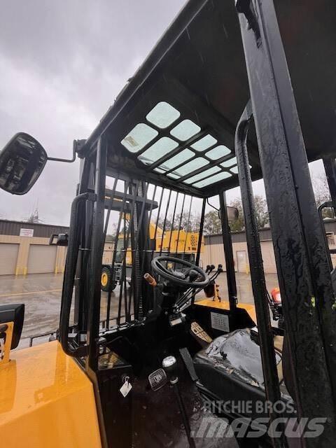 JCB 930 شاحنات ذات رافعات شوكية - أخرى