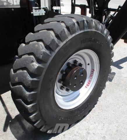 JLG 1055 مناولات متداخلة