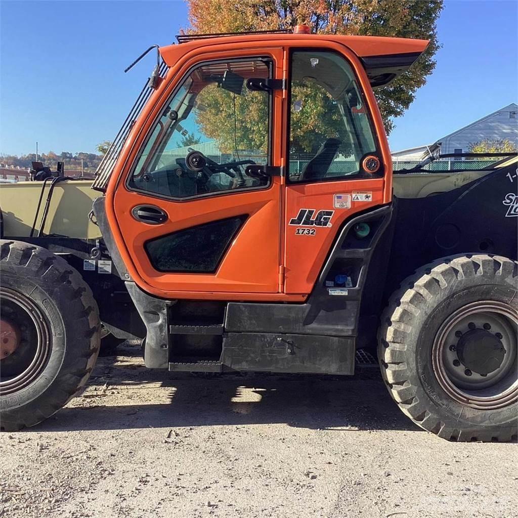 JLG 1732 شاحنات ذات رافعات شوكية - أخرى
