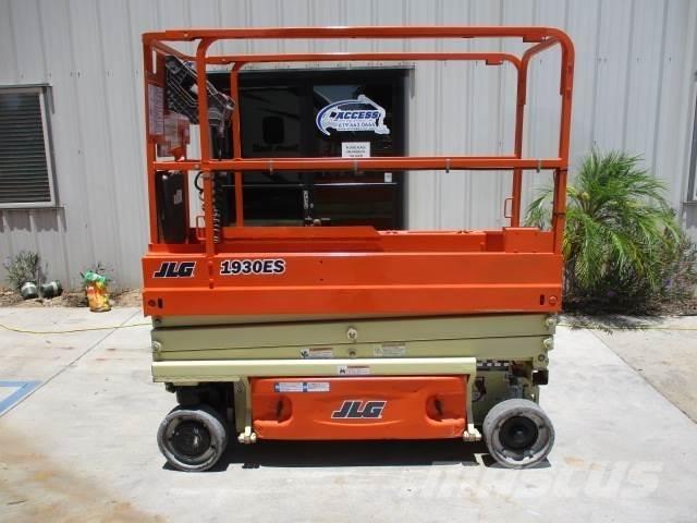 JLG 1930ES رافعات مقصية الشكل