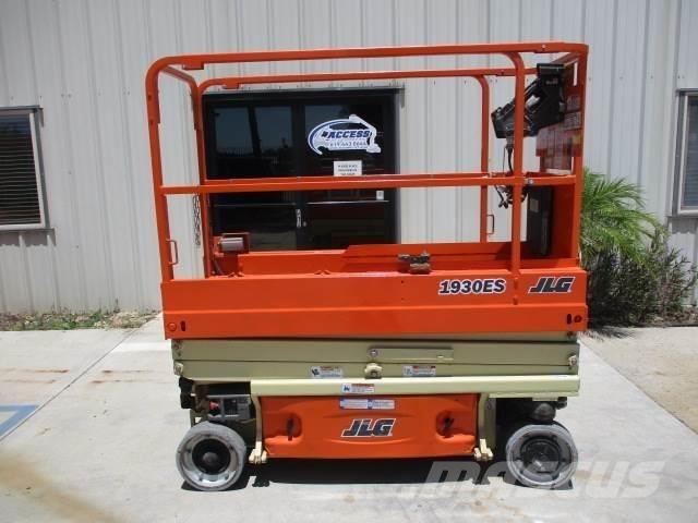 JLG 1930ES رافعات مقصية الشكل