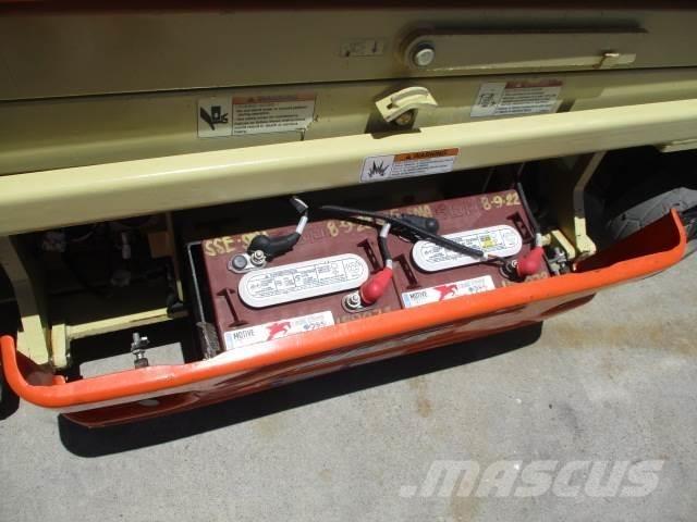 JLG 1930ES رافعات مقصية الشكل