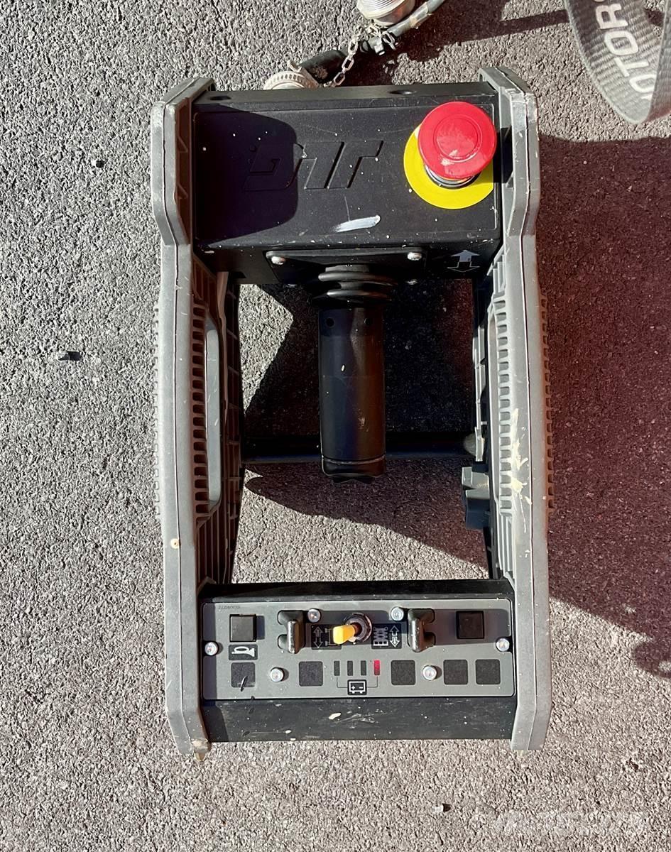 JLG 1930ES رافعات مقصية الشكل