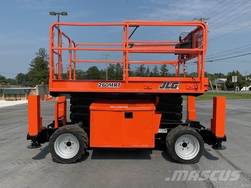 JLG 260MRT رافعات مقصية الشكل