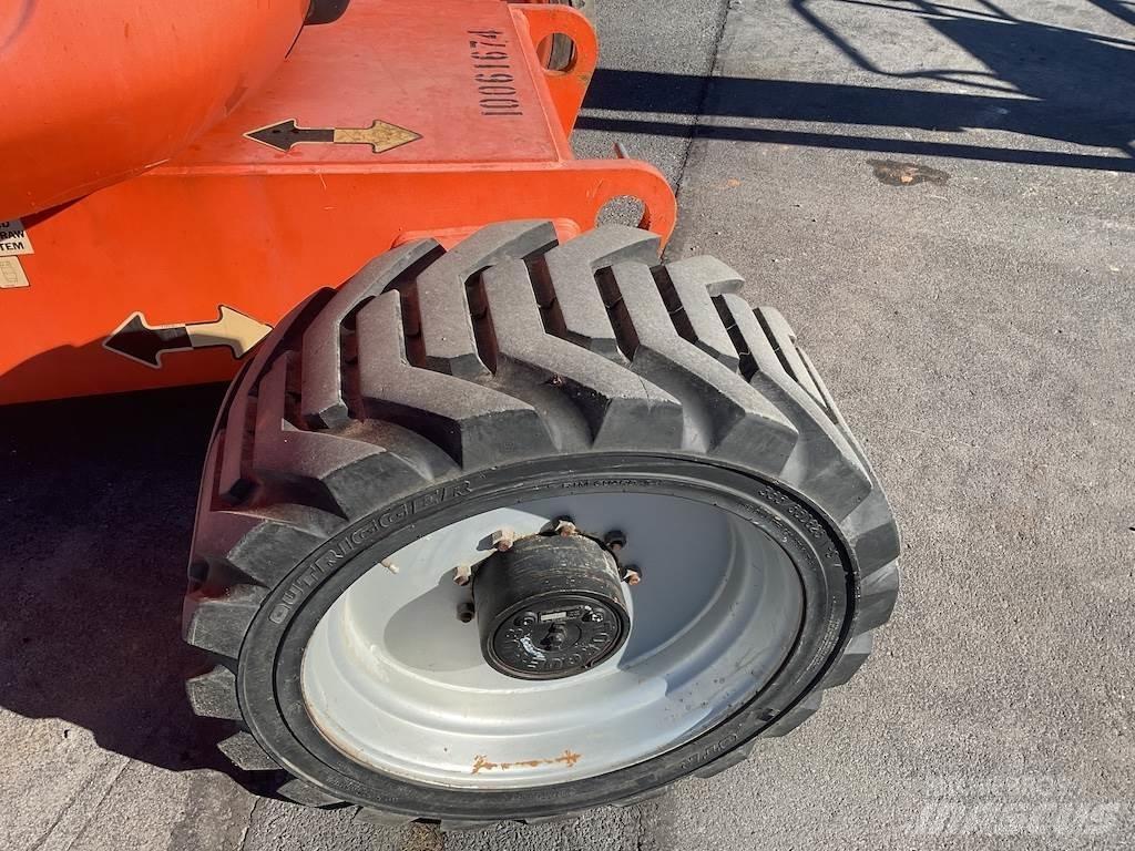 JLG 600AJ رافعات ومنصات أخرى