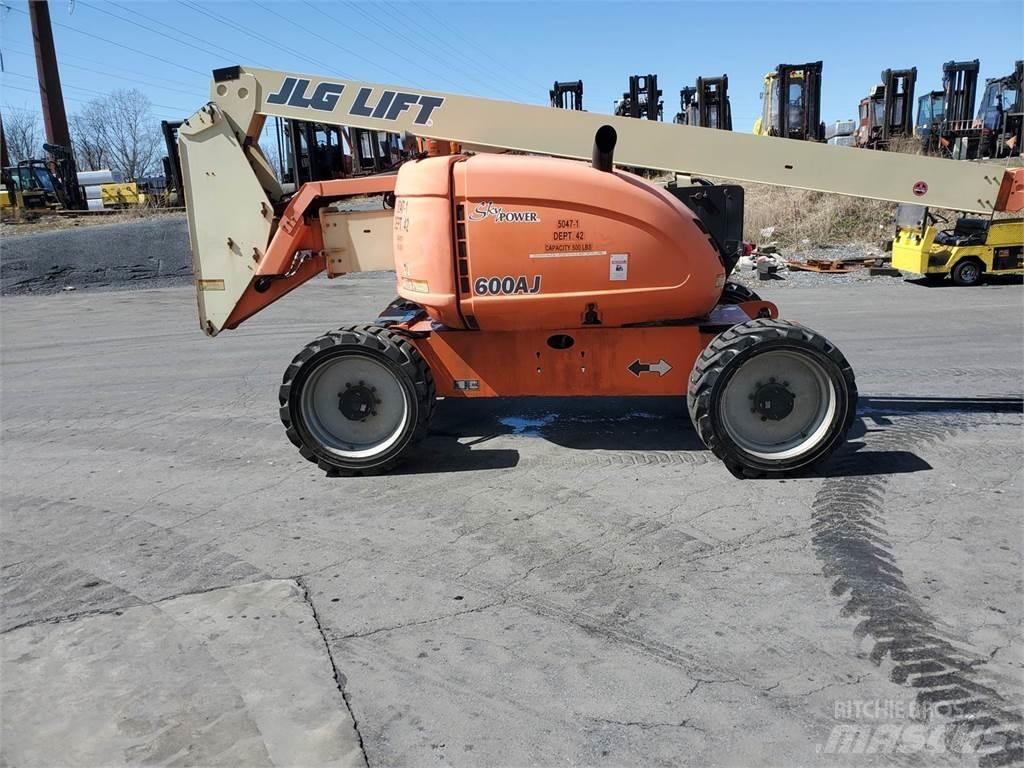 JLG 600AJ رافعات سلة مفصلية