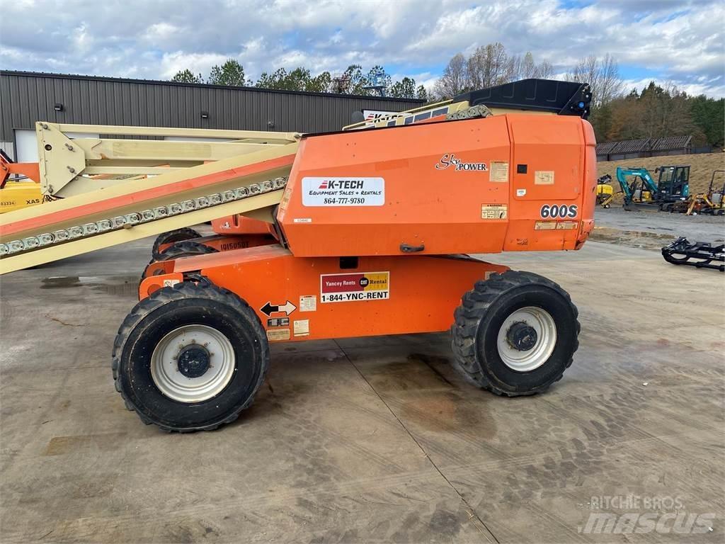 JLG 600S رافعات سلة تلسكوبية