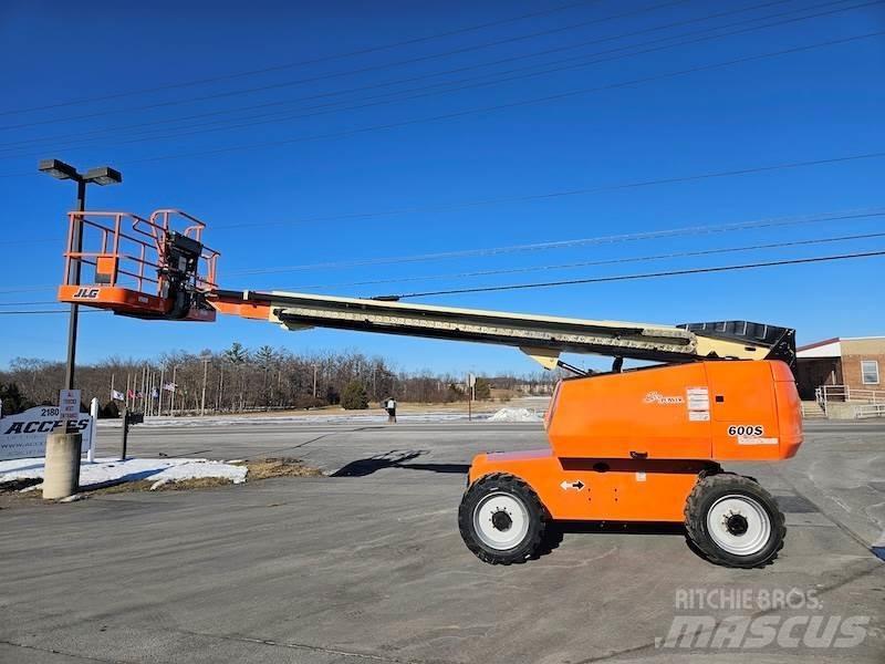 JLG 600S رافعات سلة تلسكوبية