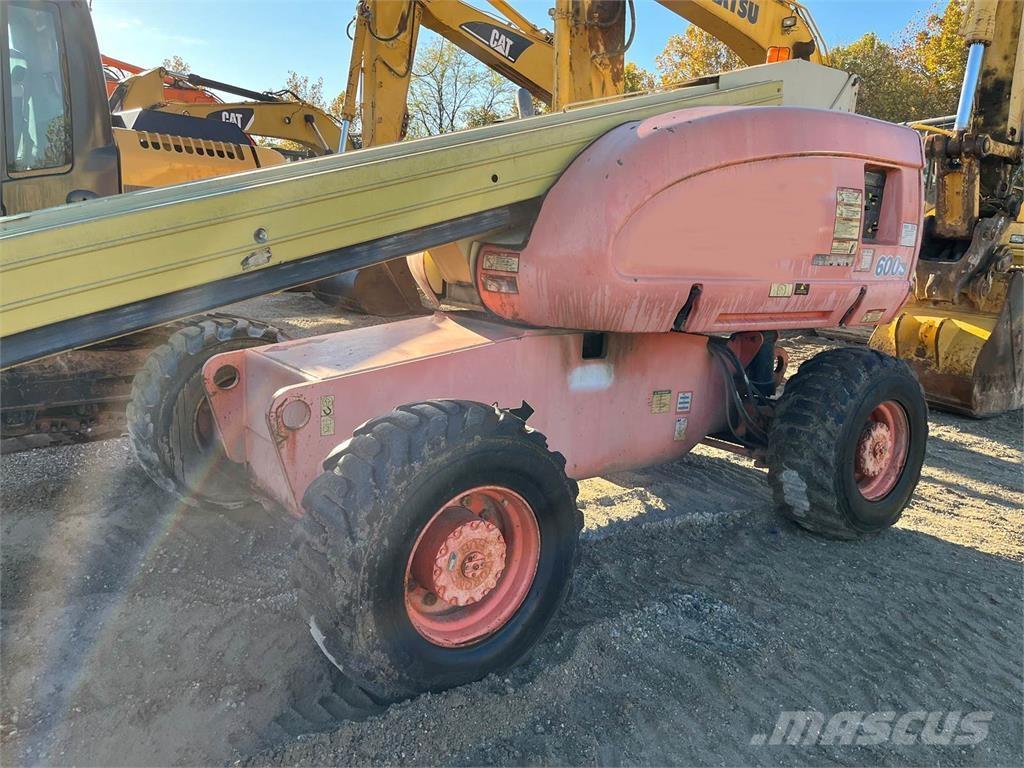 JLG 600S رافعات ومنصات أخرى
