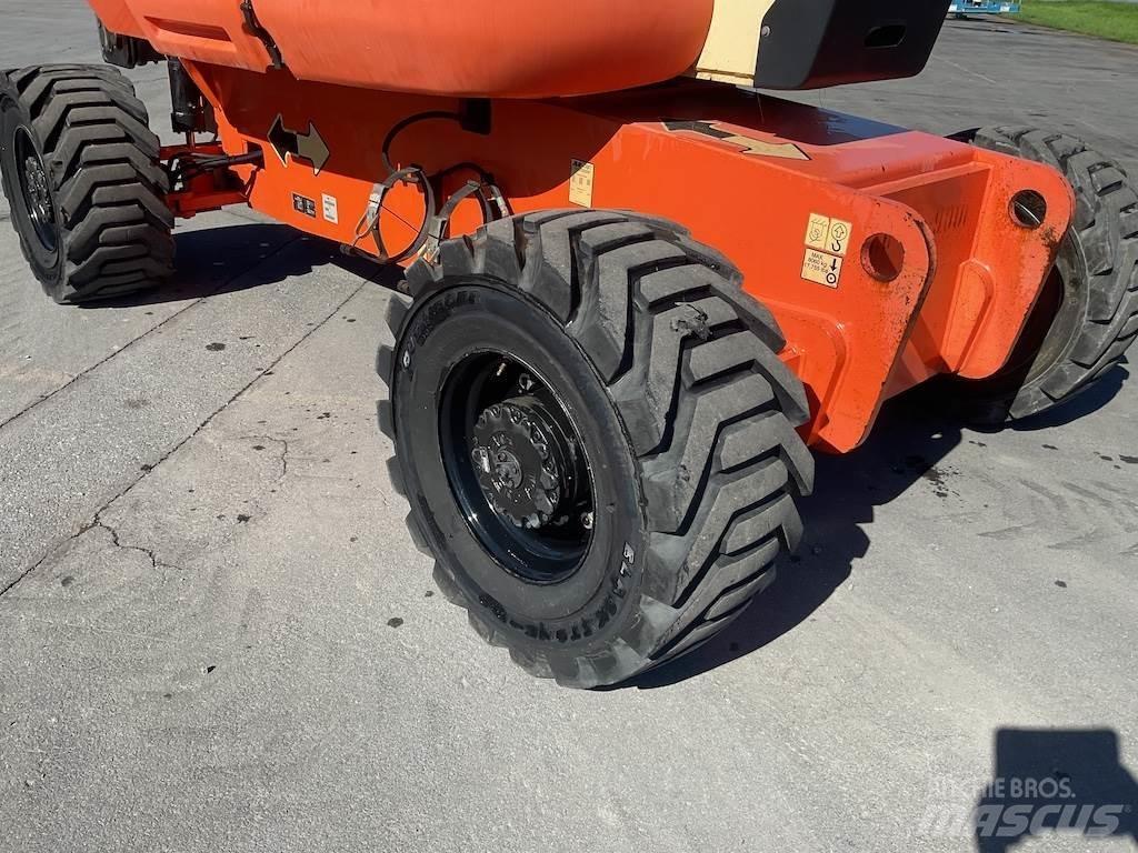 JLG 800A رافعات ومنصات أخرى