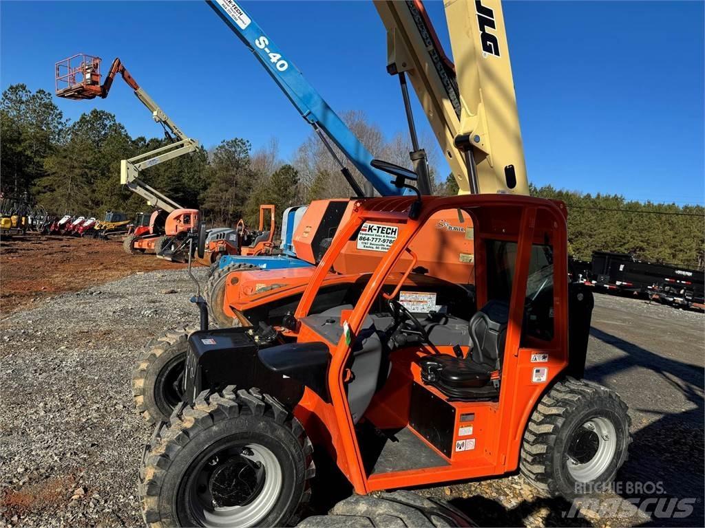 JLG G5-18A مناولات متداخلة