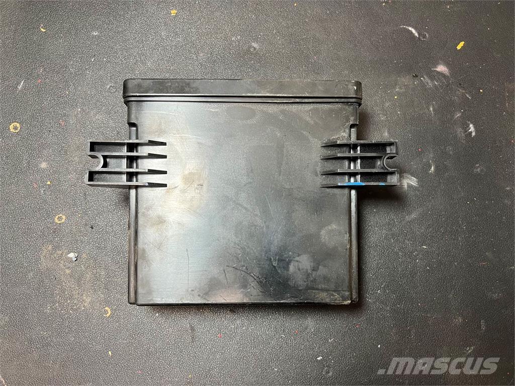 Mack  إلكترونيات