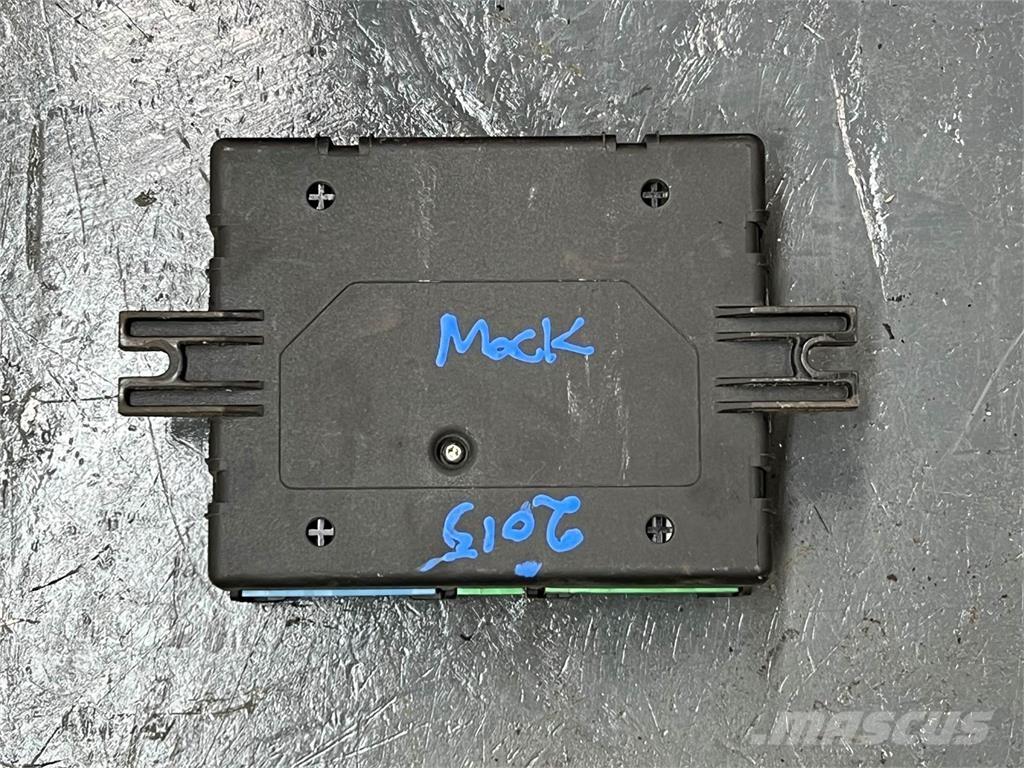 Mack  إلكترونيات