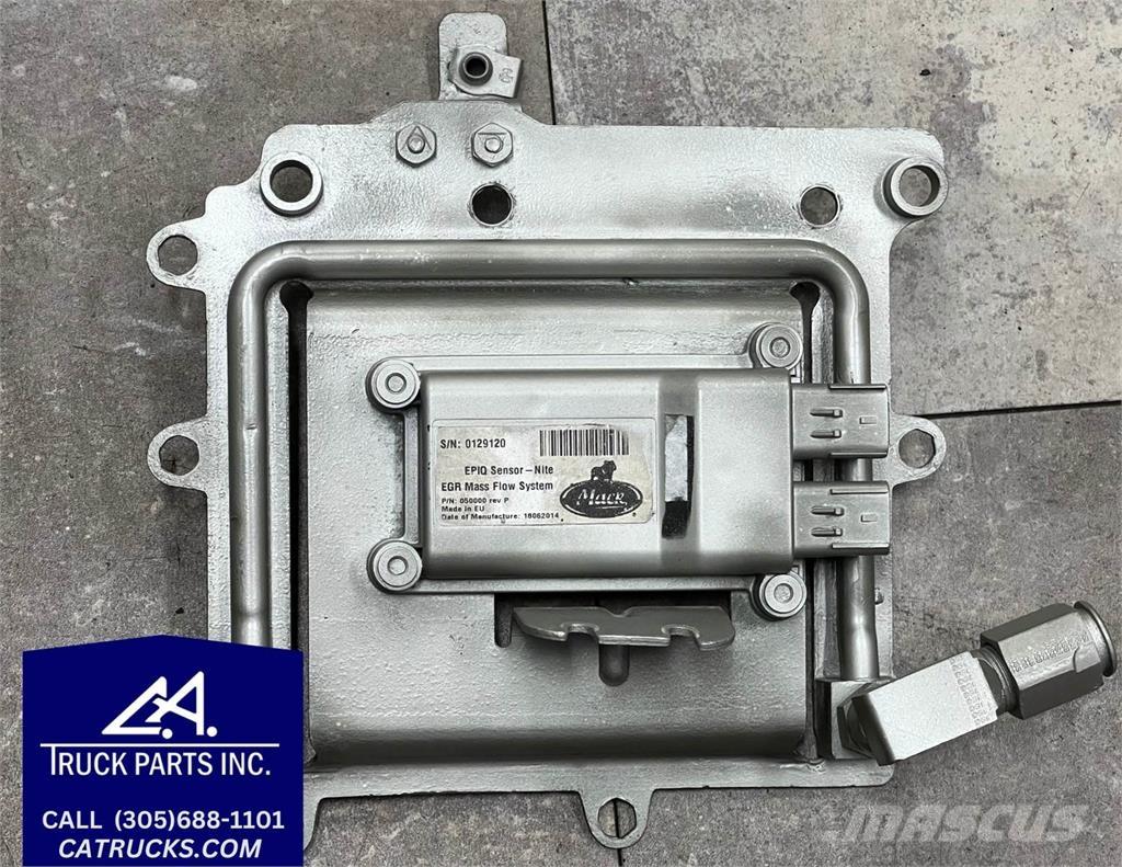 Mack E7 مكونات أخرى