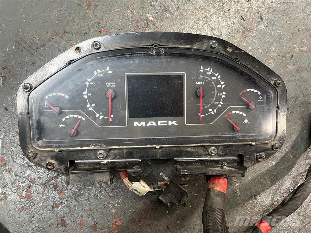 Mack LE612 مكونات أخرى