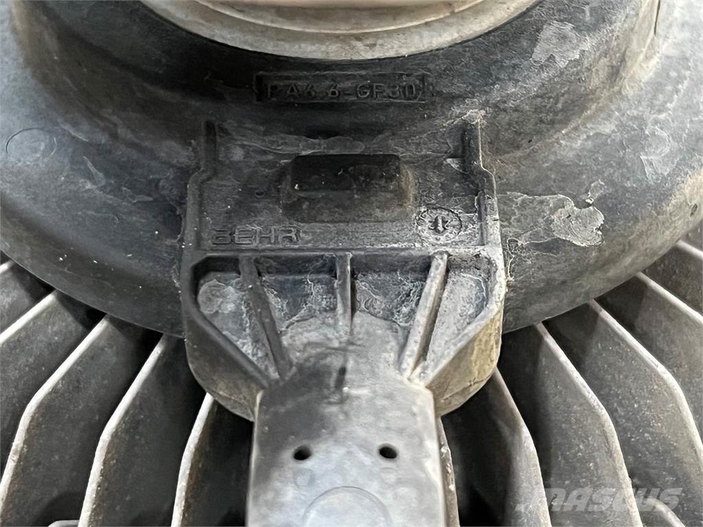 Mack MP7 مكونات أخرى